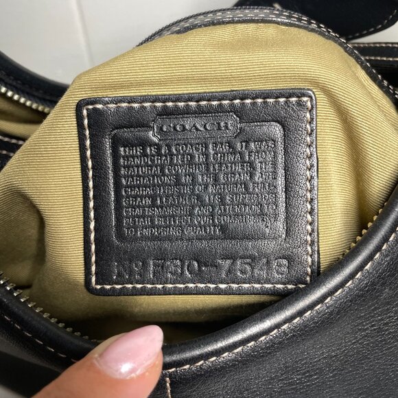 Vintage Coach Hamptons Buckle Hobo Shoulder Bag - 7548 - Black (EUC) - Picture 10 of 14